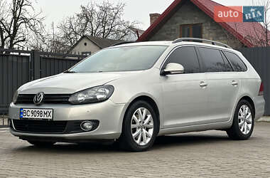 Універсал Volkswagen Golf 2009 в Жовкві