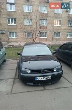 Хэтчбек Volkswagen Golf 1998 в Киеве