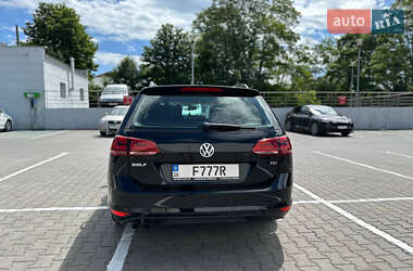 Универсал Volkswagen Golf 2015 в Черновцах