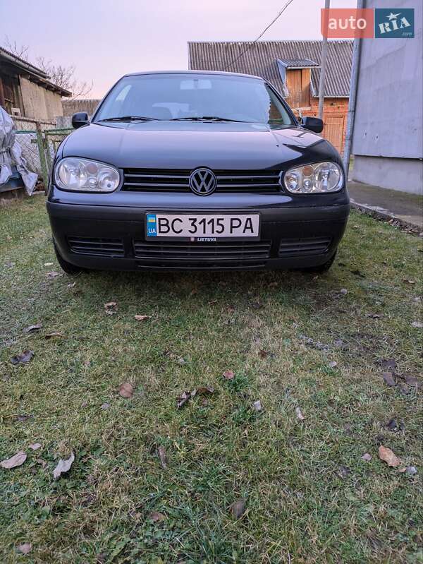 Volkswagen Golf 2001