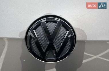 Хэтчбек Volkswagen Golf 2014 в 
