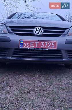 Хетчбек Volkswagen Golf 2006 в 