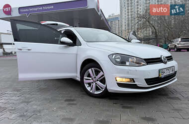 Универсал Volkswagen Golf 2015 в Одессе