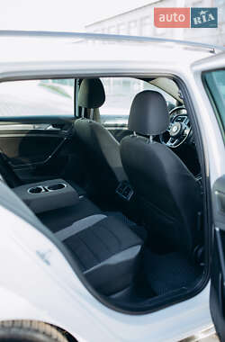 Универсал Volkswagen Golf 2017 в 
