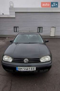 Хэтчбек Volkswagen Golf 2001 в Сумах