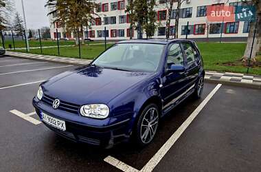 Хэтчбек Volkswagen Golf 2003 в Бородянке