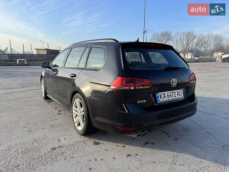 Универсал Volkswagen Golf 2015 в Киеве