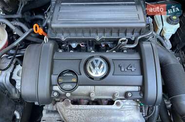 Хэтчбек Volkswagen Golf 2008 в Горишних Плавнях