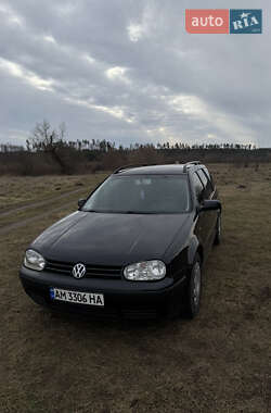 Универсал Volkswagen Golf 2000 в Коростышеве