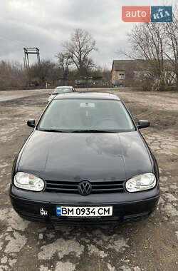 Хэтчбек Volkswagen Golf 2000 в Белополье