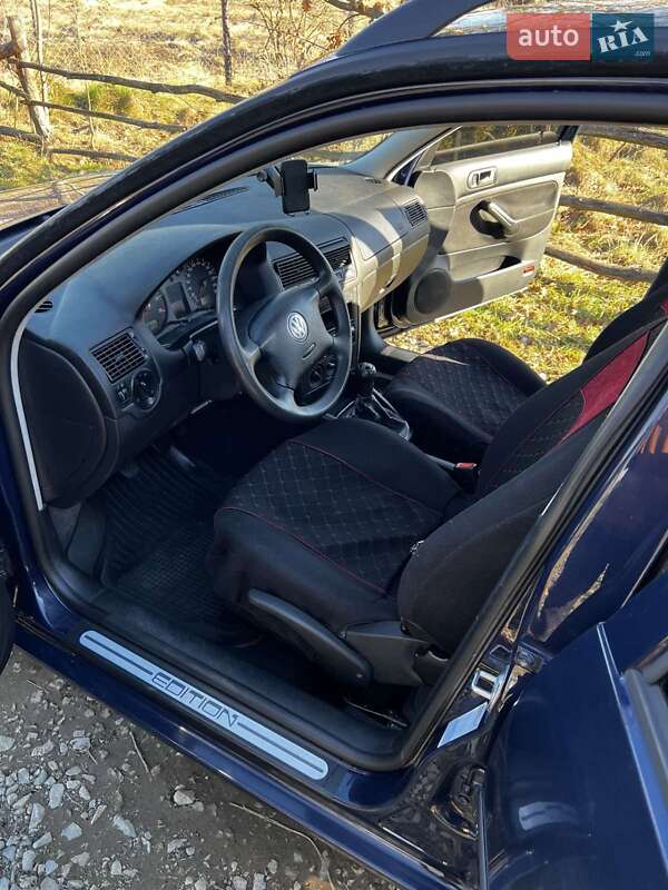 Универсал Volkswagen Golf 2001 в Ивано-Франковске
