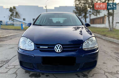 Хэтчбек Volkswagen Golf 2008 в Рожище