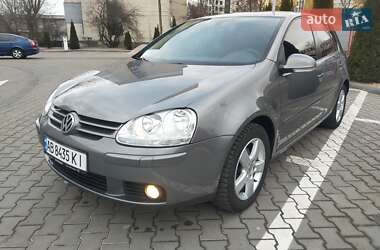 Хэтчбек Volkswagen Golf 2008 в Виннице