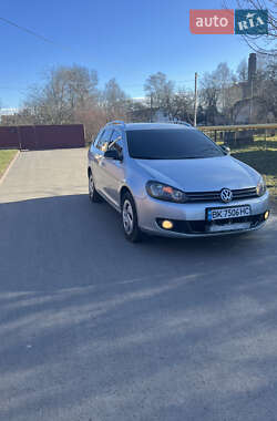 Универсал Volkswagen Golf 2011 в Радивилове