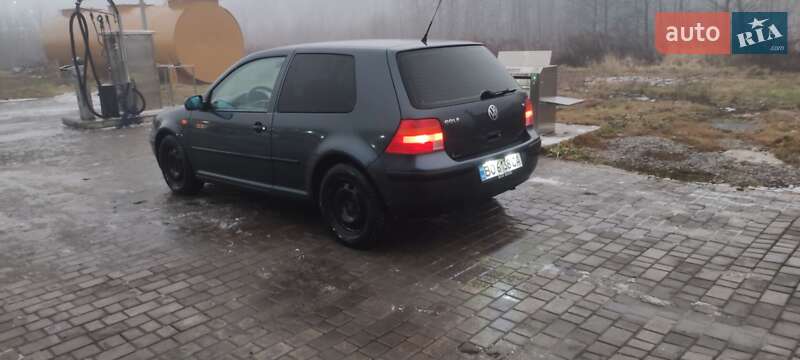 Хэтчбек Volkswagen Golf 1999 в Львове