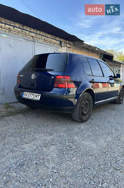 Хэтчбек Volkswagen Golf 2000 в Чугуеве