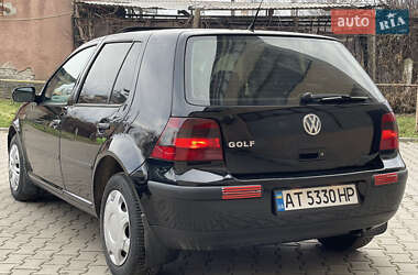 Хэтчбек Volkswagen Golf 1998 в 