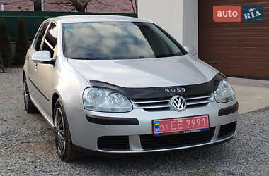 Хэтчбек Volkswagen Golf 2005 в Бучаче