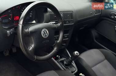 Хетчбек Volkswagen Golf 2001 в Умані