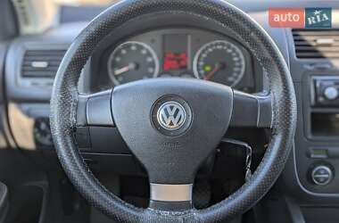 Хэтчбек Volkswagen Golf 2007 в Киеве