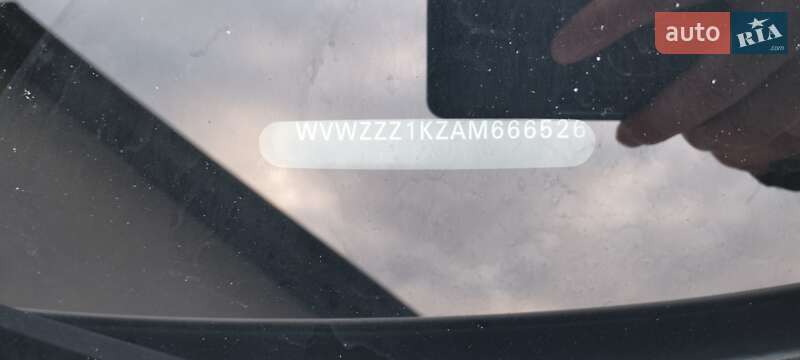 Универсал Volkswagen Golf 2010 в Киеве