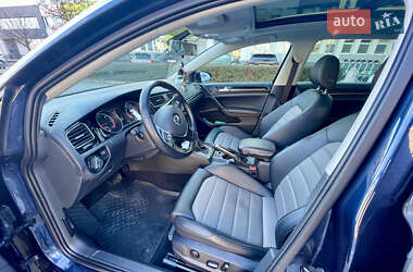Универсал Volkswagen Golf 2015 в 