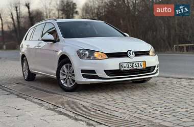 Универсал Volkswagen Golf 2013 в Сваляве