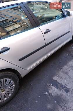 Хетчбек Volkswagen Golf 2005 в Вінниці