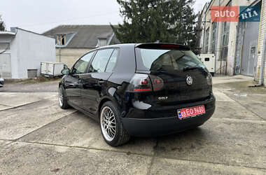 Хетчбек Volkswagen Golf 2008 в Рівному