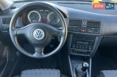 Універсал Volkswagen Golf 2006 в Дубні