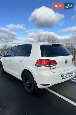 Хетчбек Volkswagen Golf 2012 в Києві