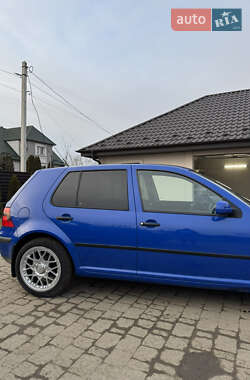 Хетчбек Volkswagen Golf 1998 в Любомлі