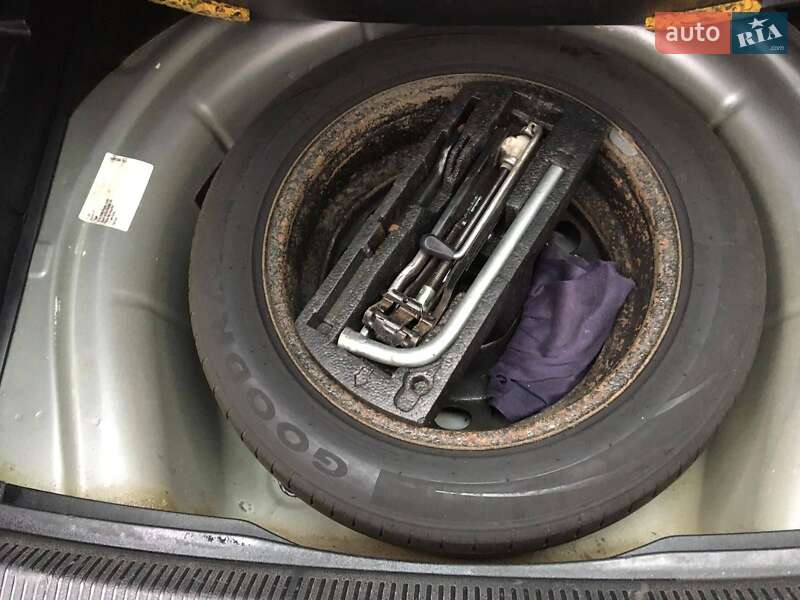 Універсал Volkswagen Golf 2010 в Бершаді