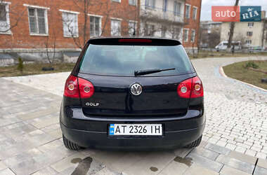 Хетчбек Volkswagen Golf 2007 в Надвірній