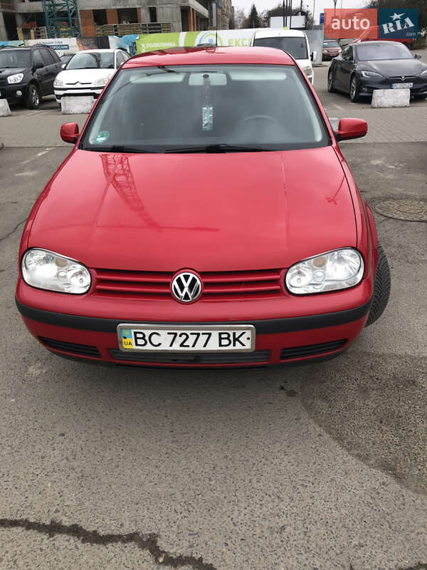 Volkswagen Golf 2000