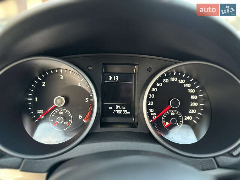 Універсал Volkswagen Golf 2011 в Заболотові