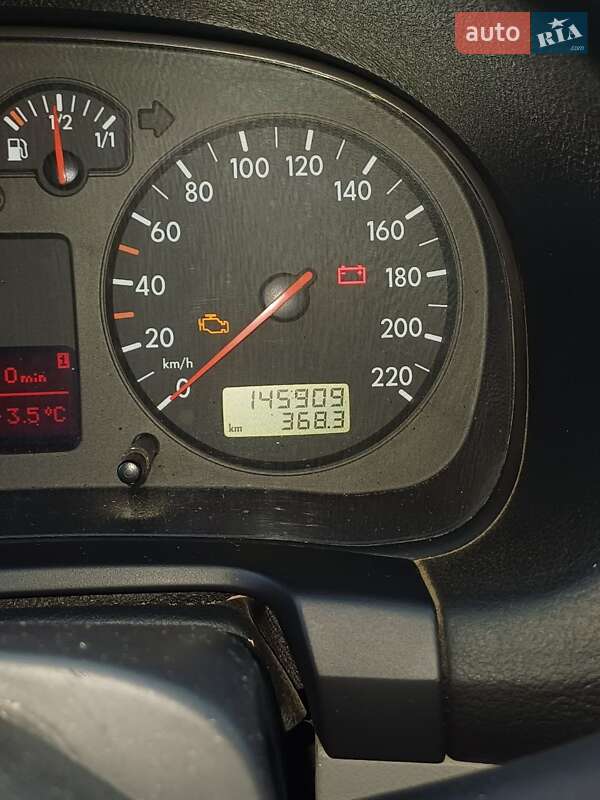 Volkswagen Golf 2002 Volkswagen Golf 2002