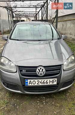 Хэтчбек Volkswagen Golf 2007 в Ужгороде