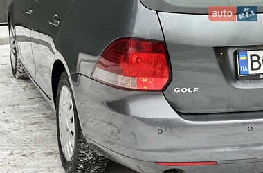 Універсал Volkswagen Golf 2009 в Тернополі