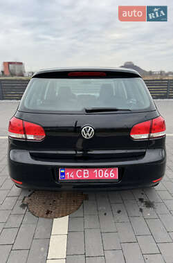 Хетчбек Volkswagen Golf 2009 в Мукачевому