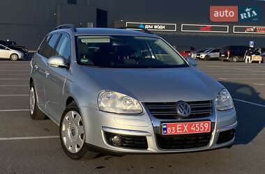 Універсал Volkswagen Golf 2008 в Дніпрі