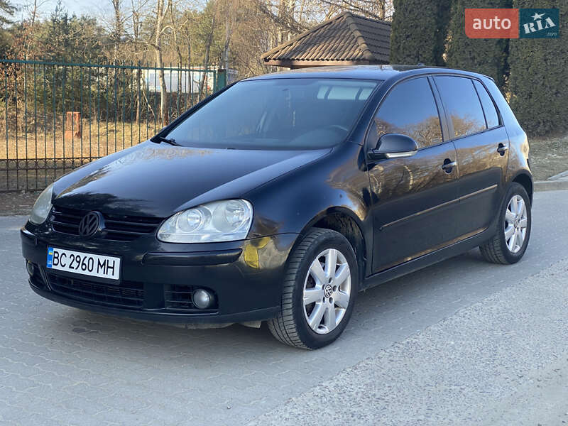 Хэтчбек Volkswagen Golf 2007 в Новояворовске