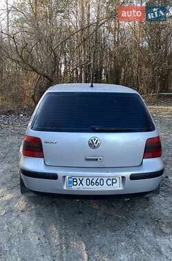 Хетчбек Volkswagen Golf 2001 в Шепетівці