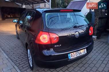 Хетчбек Volkswagen Golf 2007 в Мукачевому