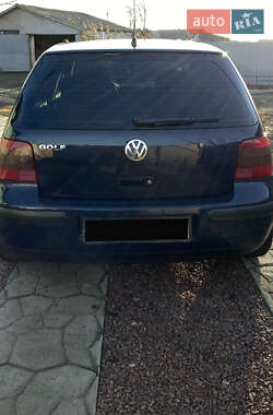 Хетчбек Volkswagen Golf 2002 в Конотопі