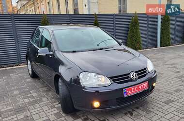 Хетчбек Volkswagen Golf 2007 в Черкасах