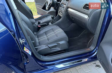 Хэтчбек Volkswagen Golf 2012 в Львове