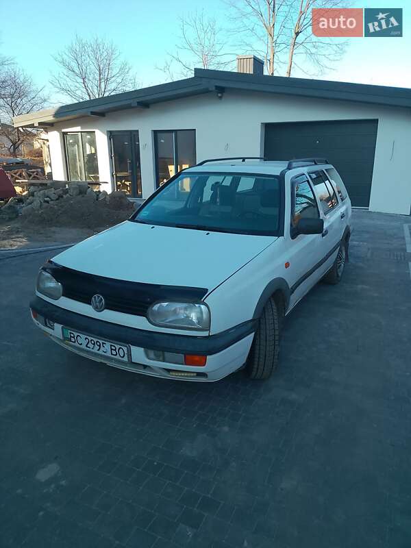 Універсал Volkswagen Golf 1996 в Львові