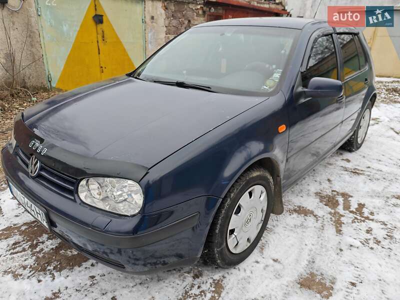Volkswagen Golf 1998