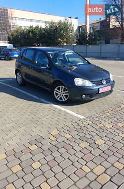 Хетчбек Volkswagen Golf 2007 в Луцьку